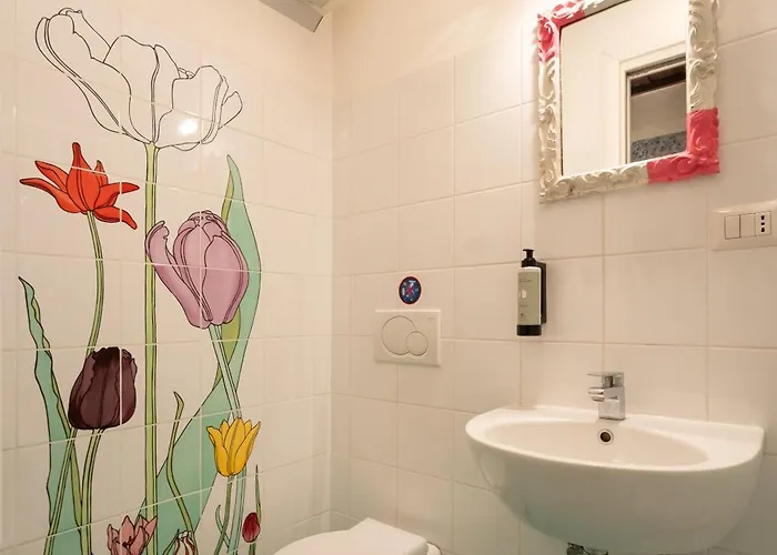 Via Benedetta, 13 - Charming - Florentine Gem Steps From Station - Prime Spot! Apartmán Florencie
