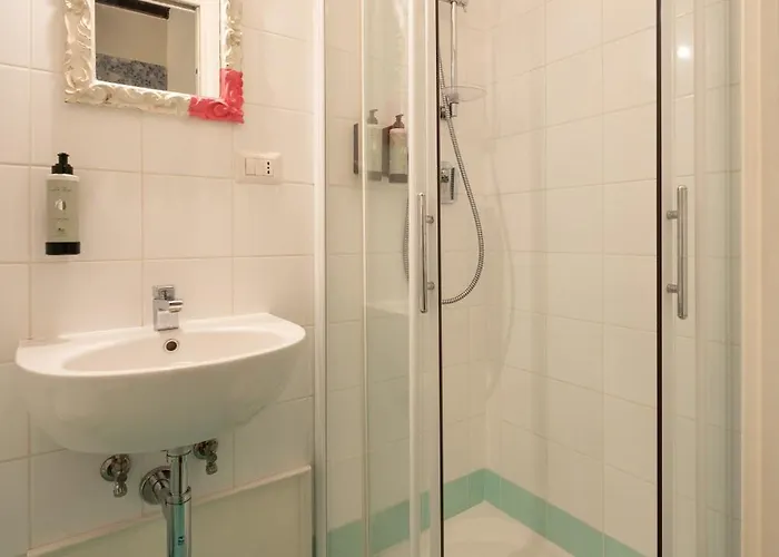 Via Benedetta, 13 - Charming - Florentine Gem Steps From Station - Prime Spot! Apartmán Florencie