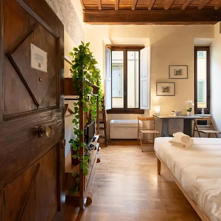 アパート Via Benedetta, 13 - Charming - Florentine Gem Steps From Station - Prime Spot!